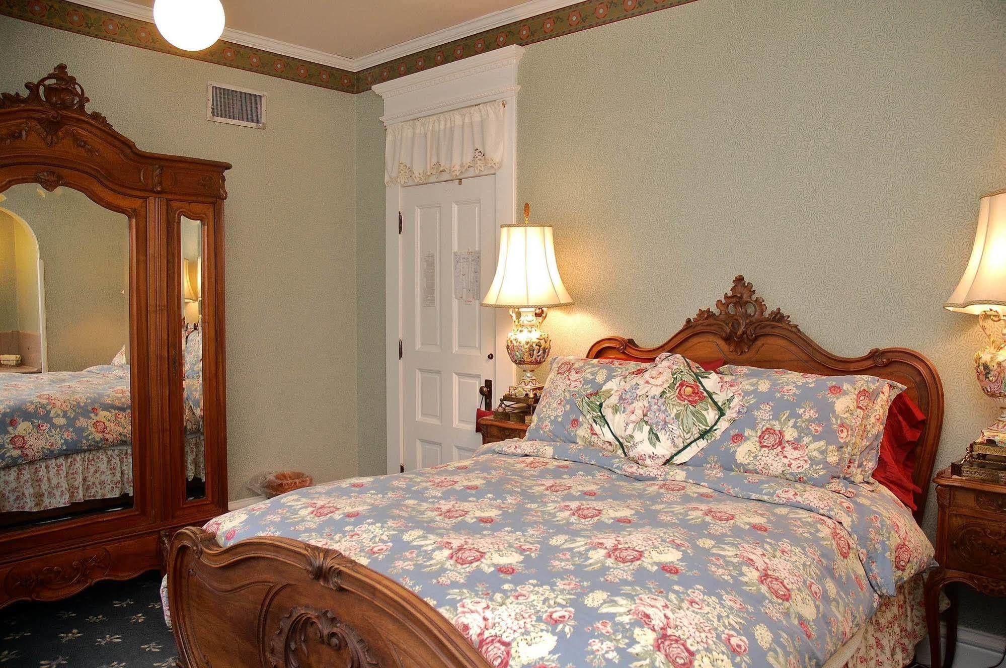 The Grand Anne Bed And Breakfast Keokuk Kültér fotó